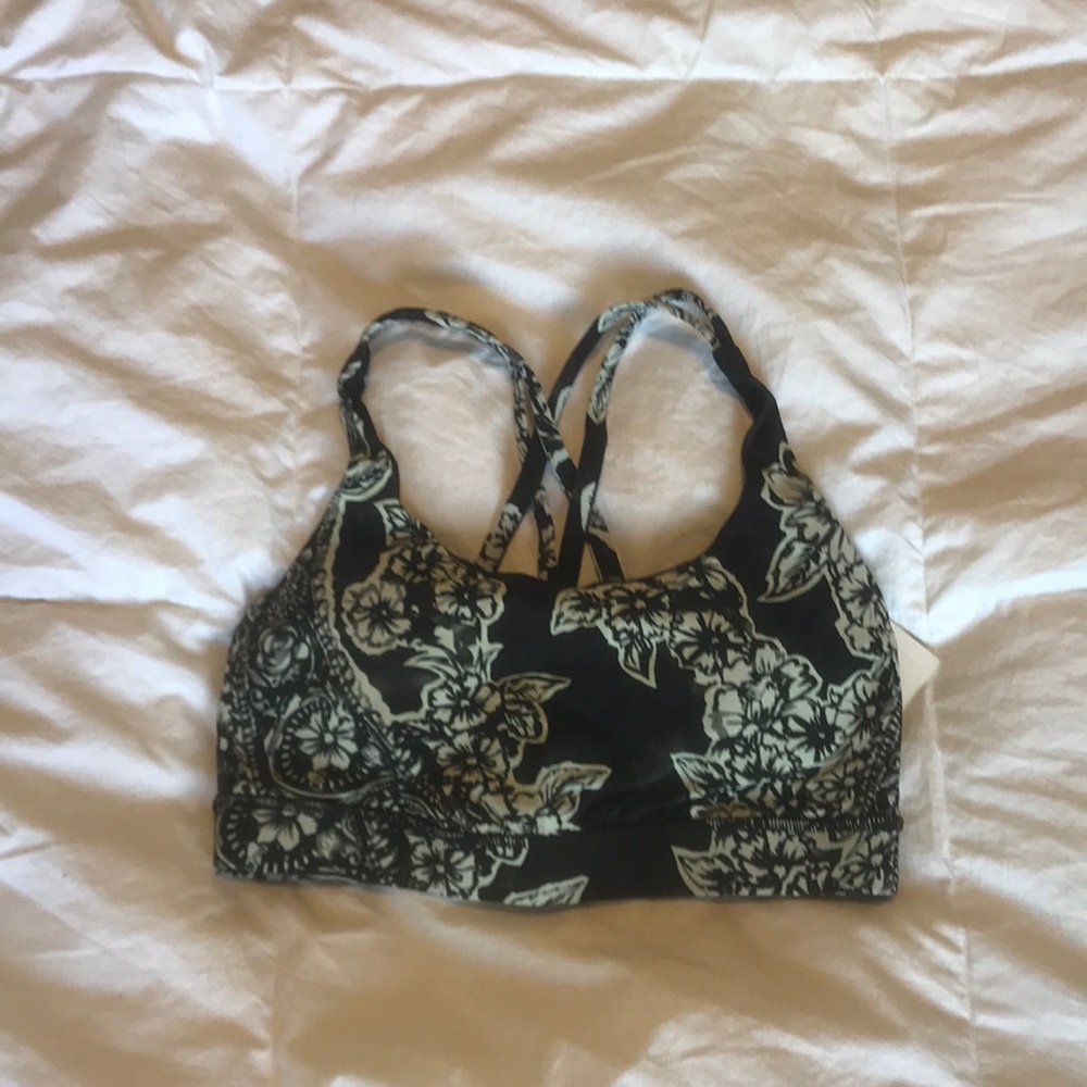 Tags on!  Lulu Lemon black/white floral Energy bra